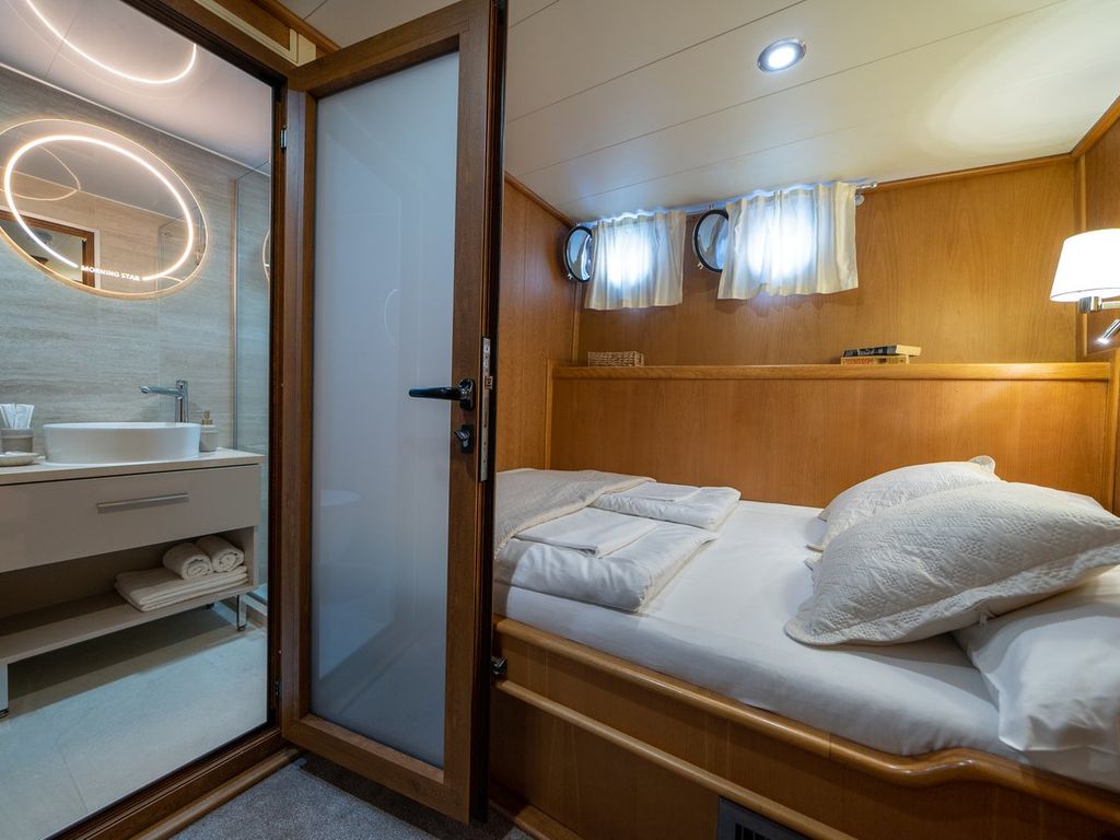 Boat picture 26