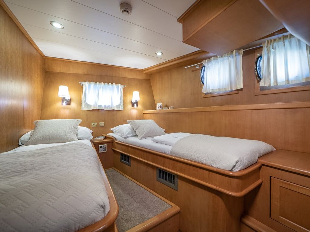 Boat picture 27