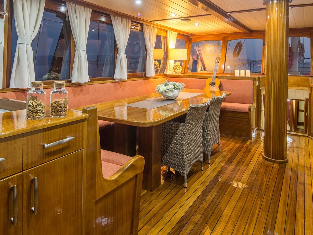 Boat picture 23