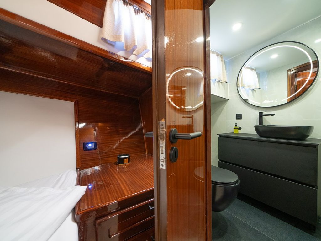 Boat picture 30