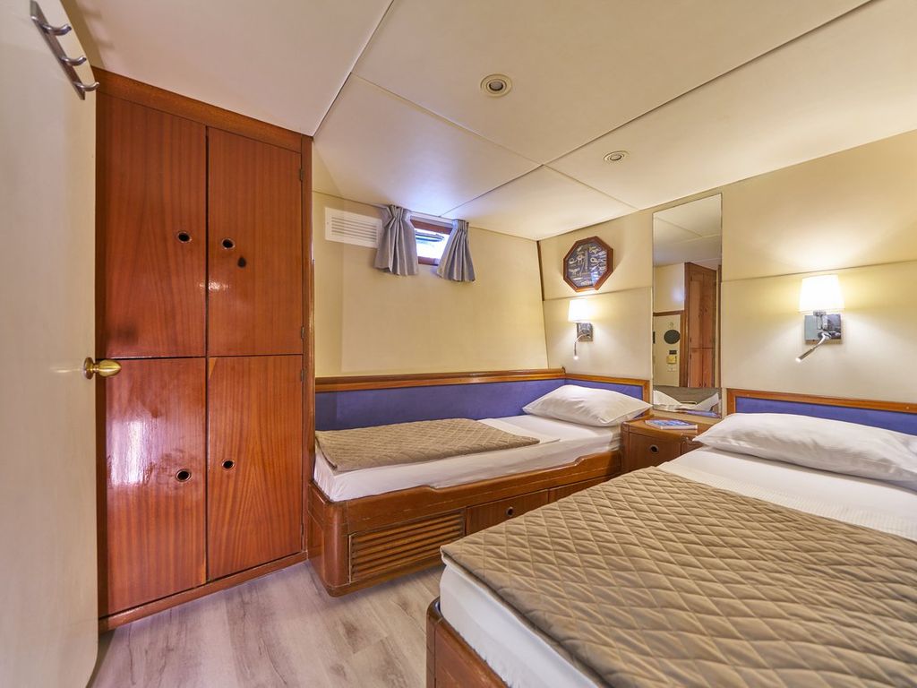 Boat picture 19