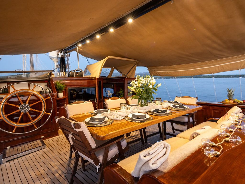 Boat picture 20