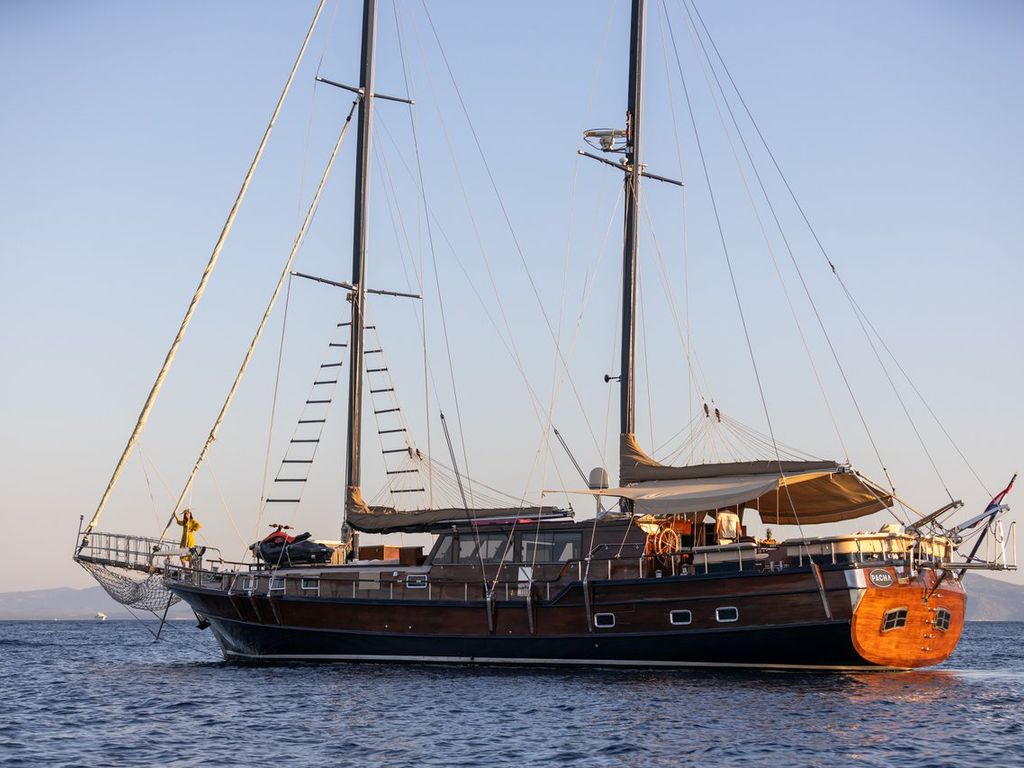 Boat picture 9