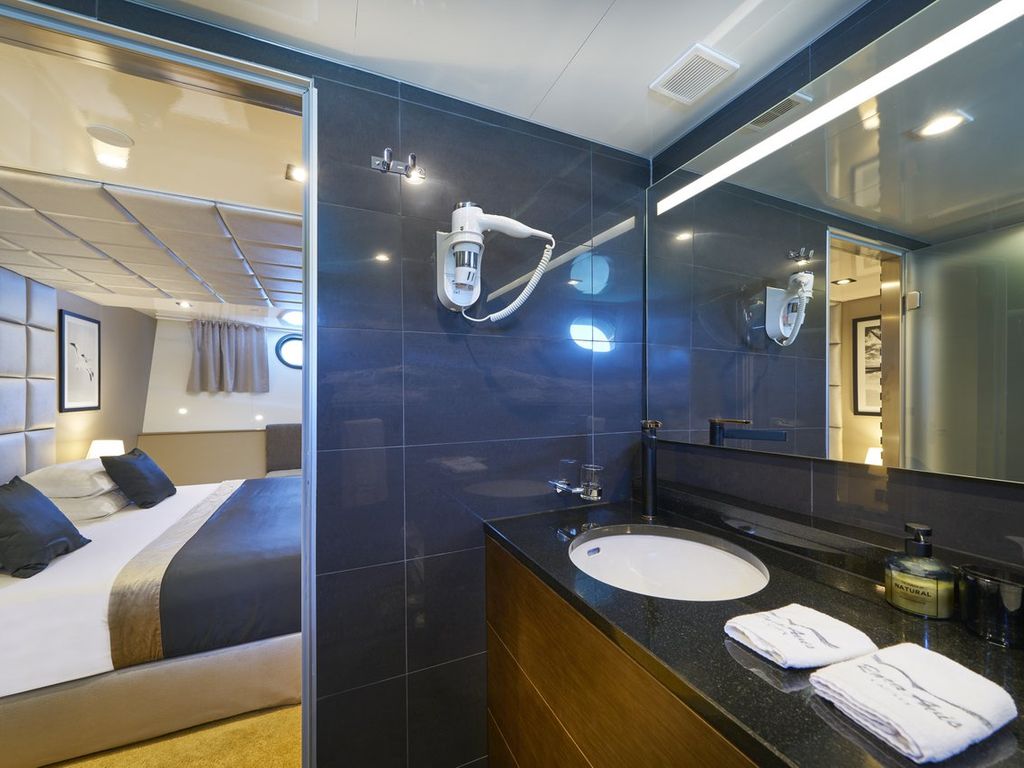 Boat picture 37