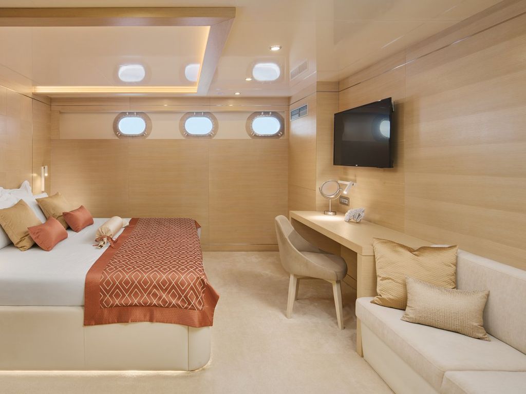 Boat picture 37