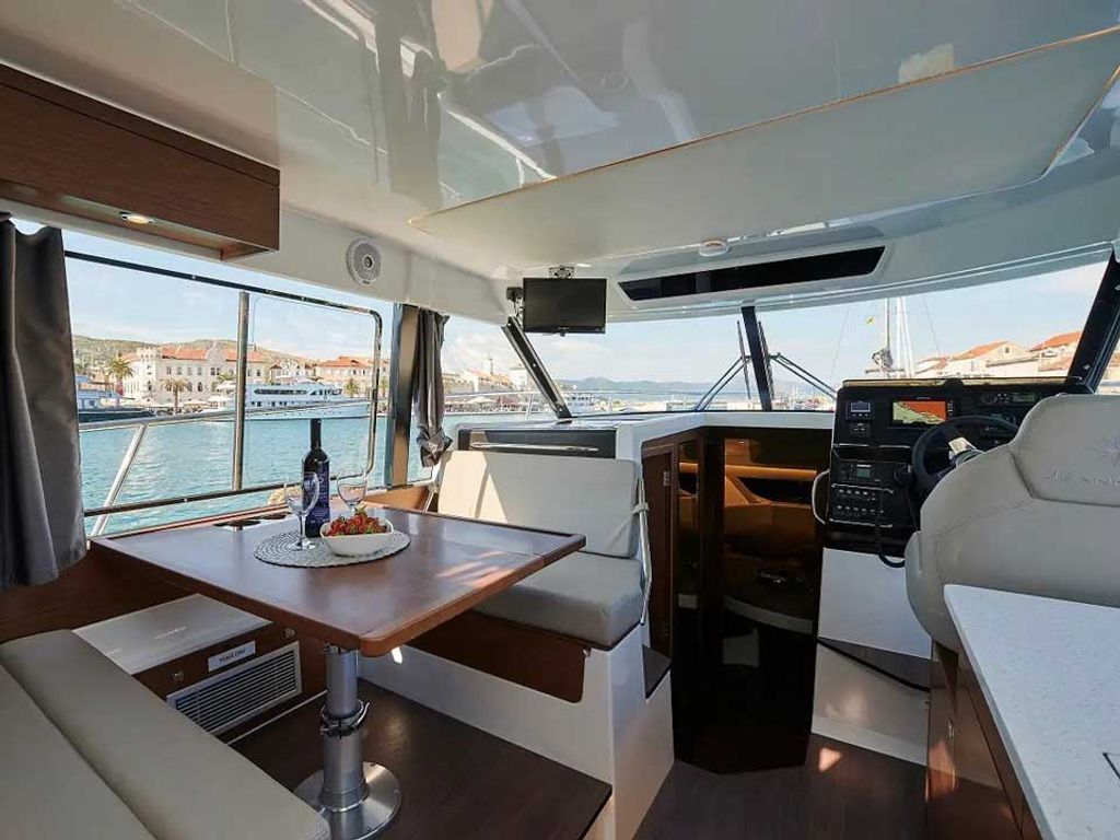 Boat picture 9