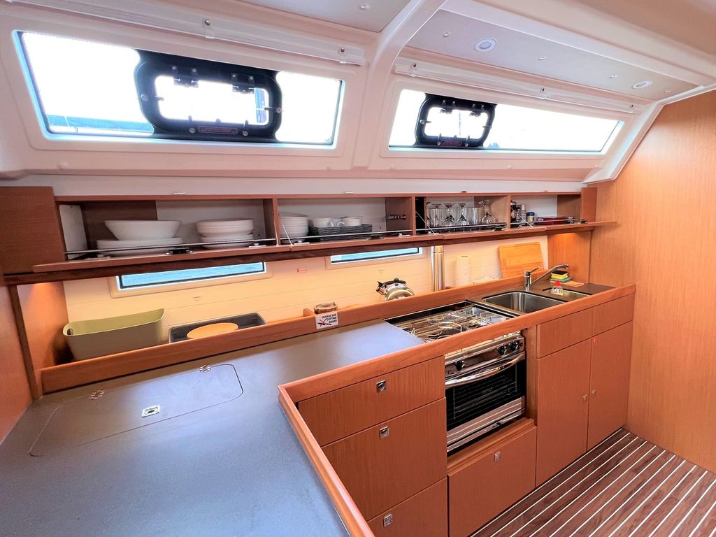 Boat picture 14