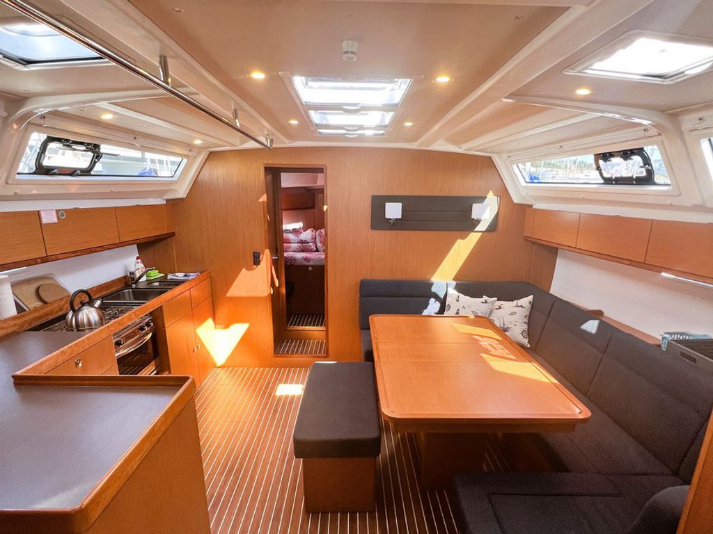 Boat picture 16