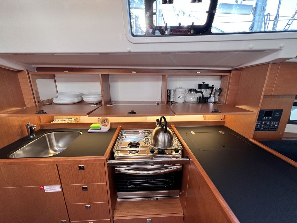 Boat picture 13