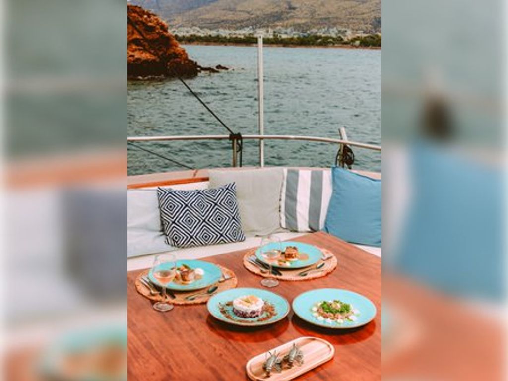 Boat picture 16