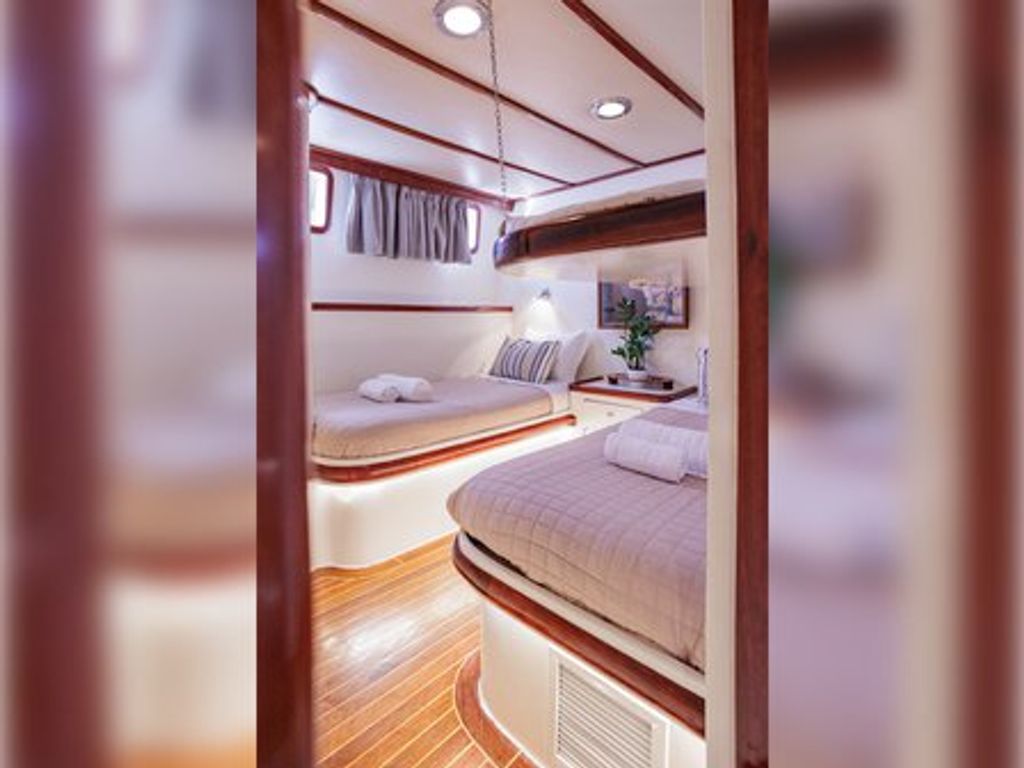 Boat picture 27