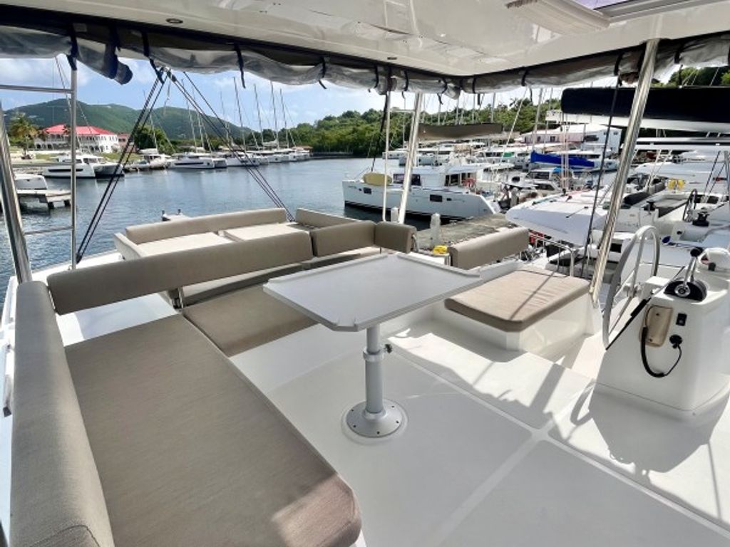 Boat picture 9