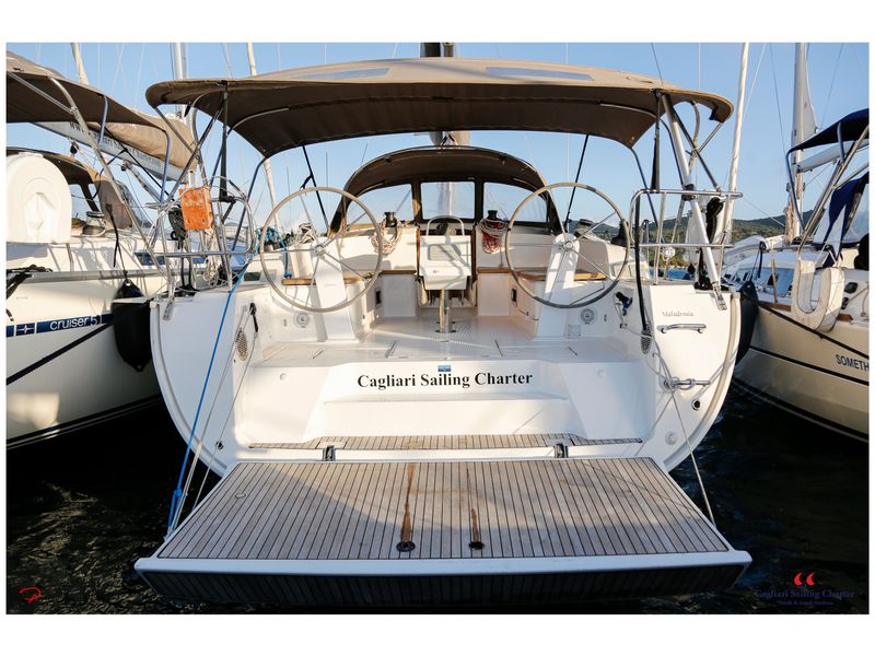 Photo of undefined, image 1 of 14