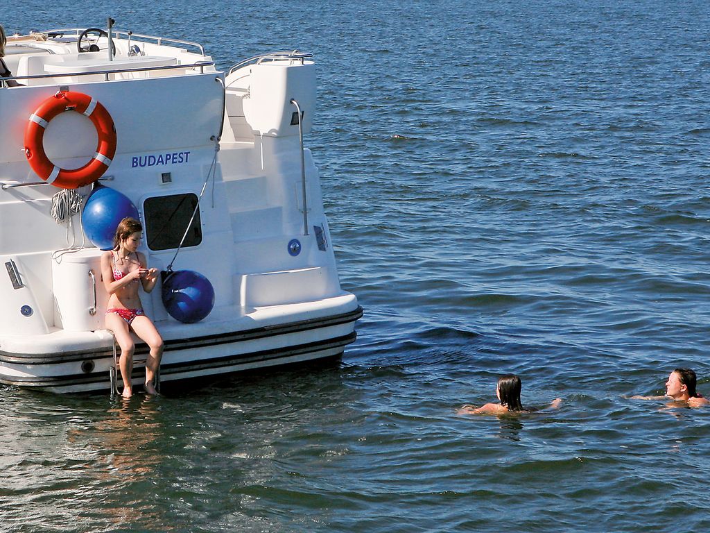 Boat picture 10