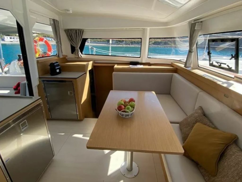 Boat picture 9