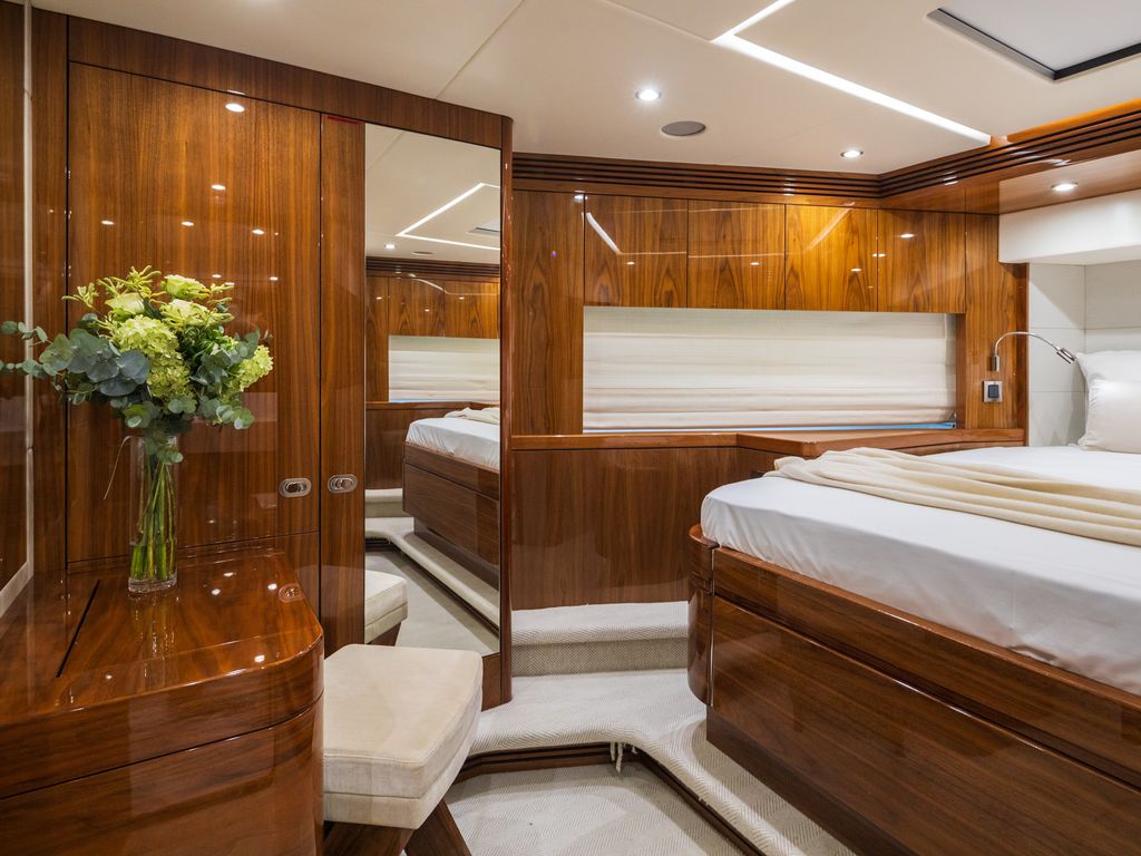 Boat picture 23