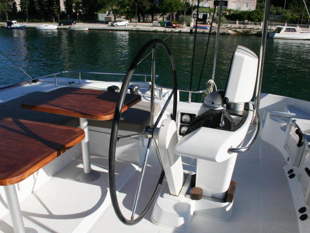 Boat picture 12