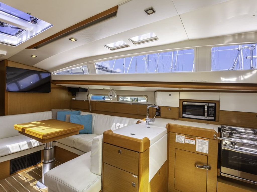 Boat picture 17
