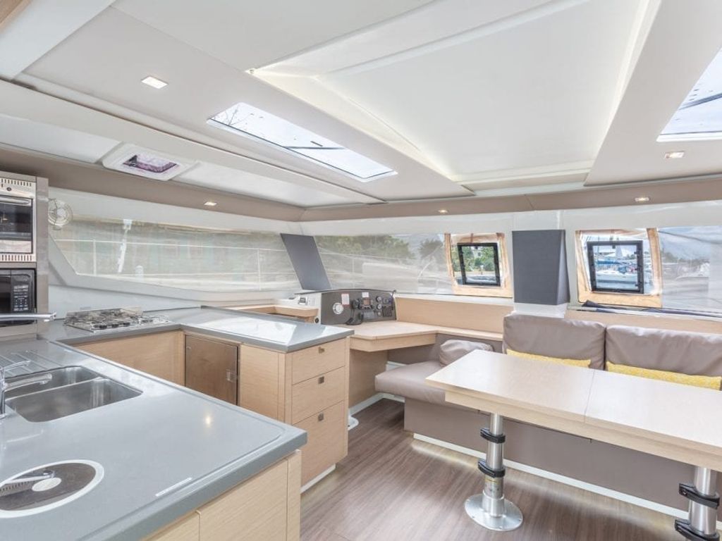 Boat picture 14
