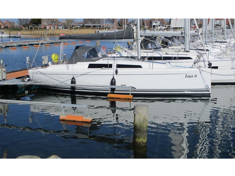 Photo of undefined, image 1 of 6