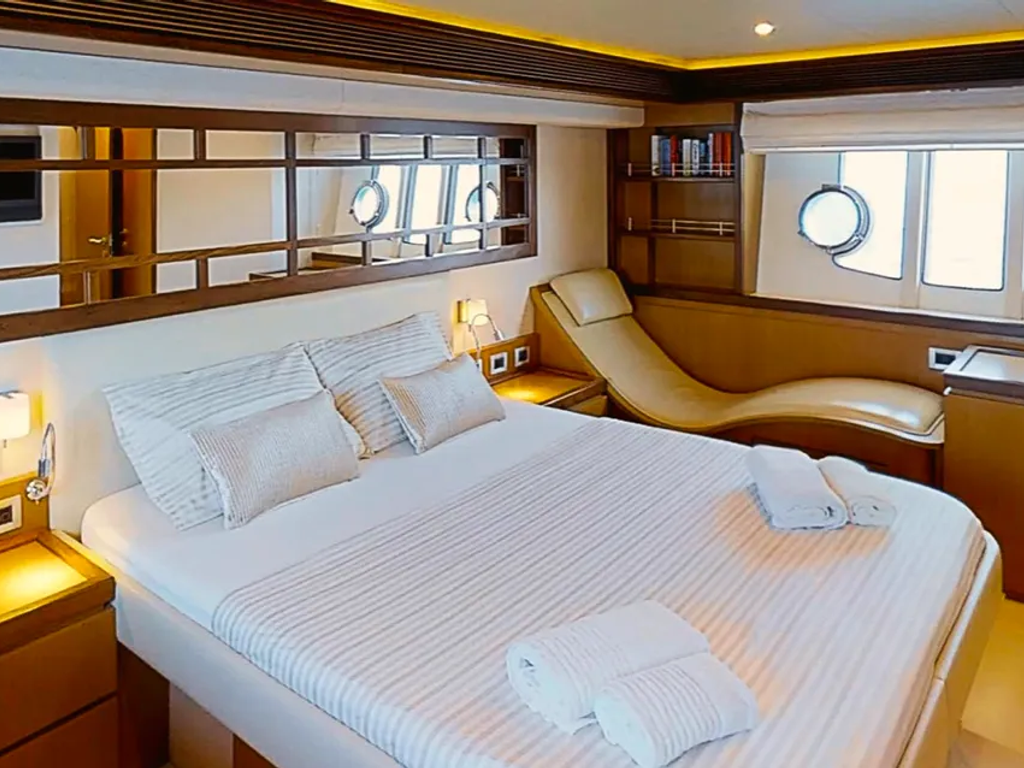 Boat picture 37