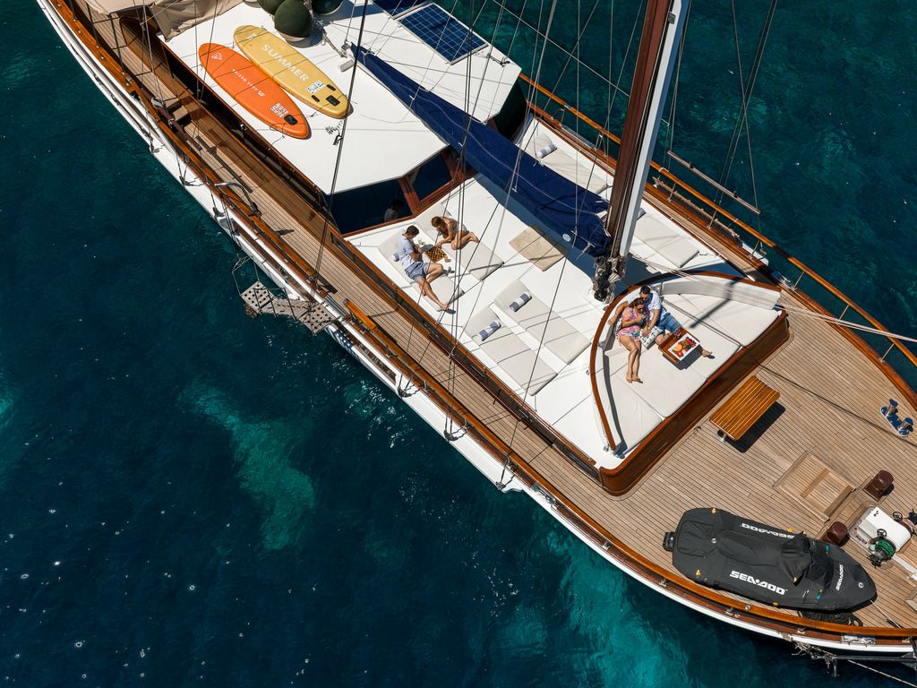 Boat picture 17