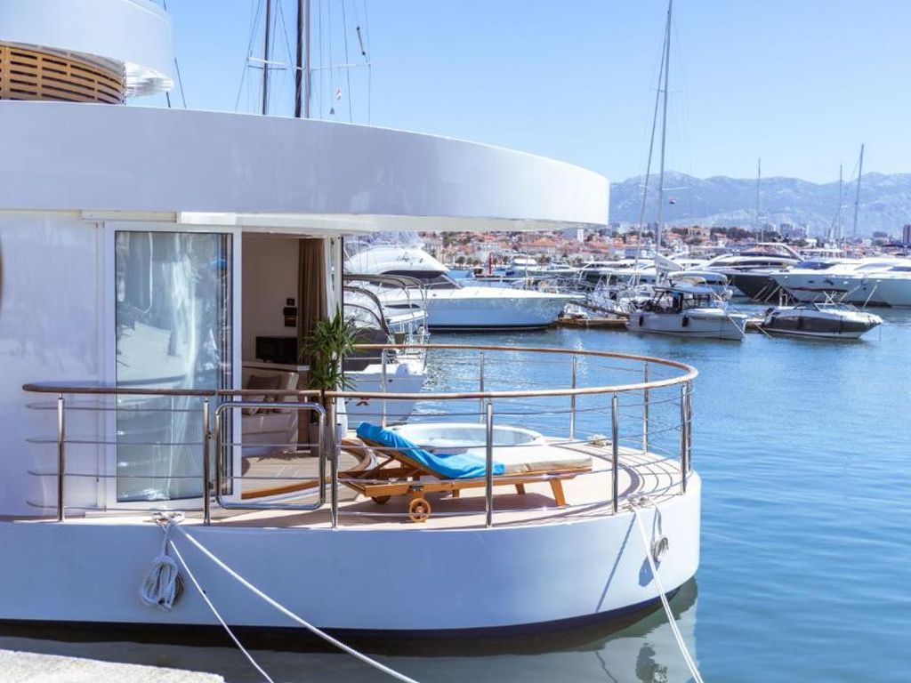 Boat picture 10