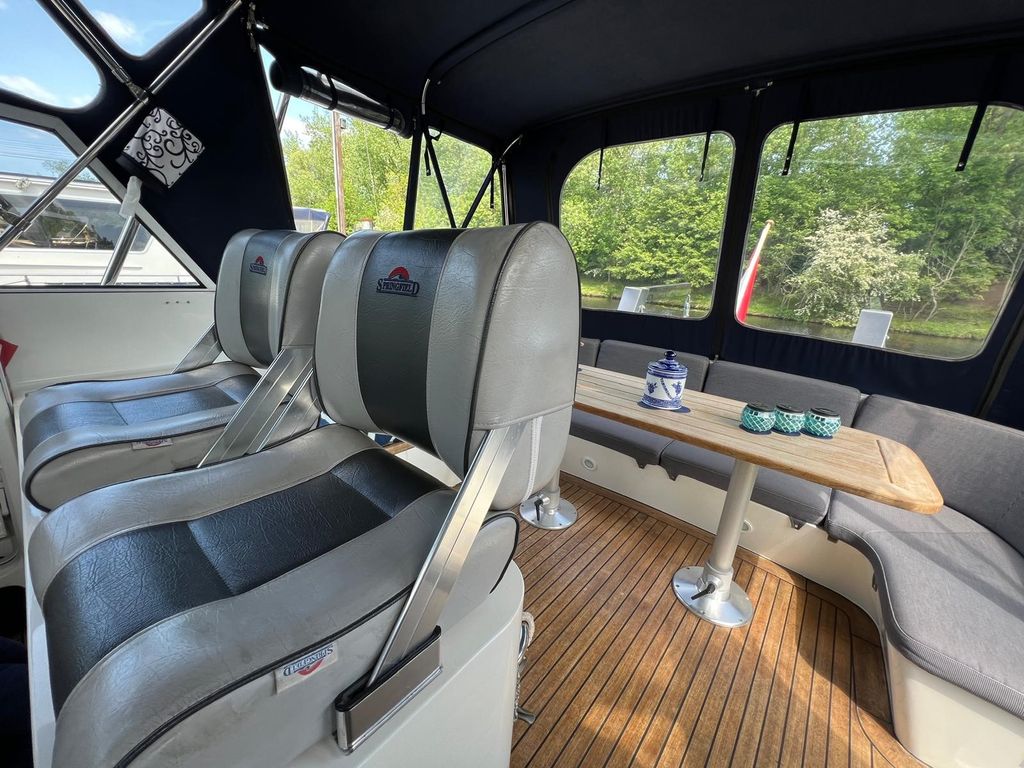 Boat picture 9