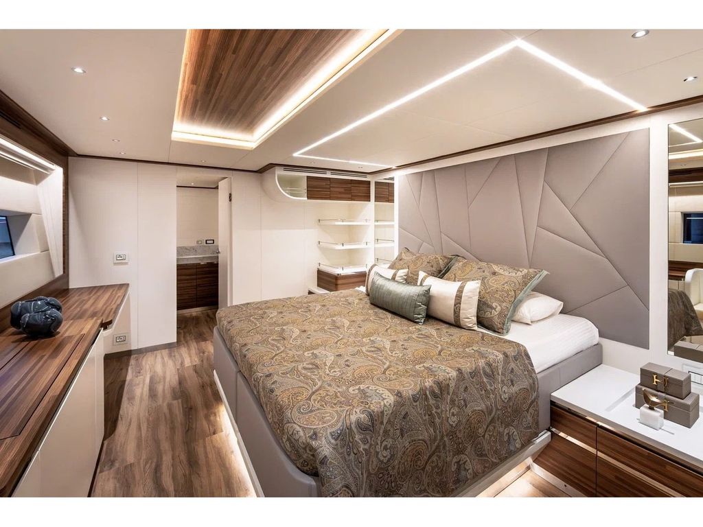 Boat picture 19