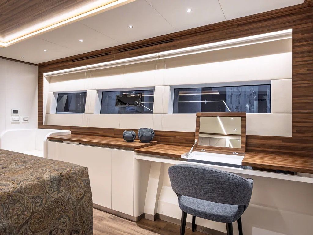 Boat picture 39