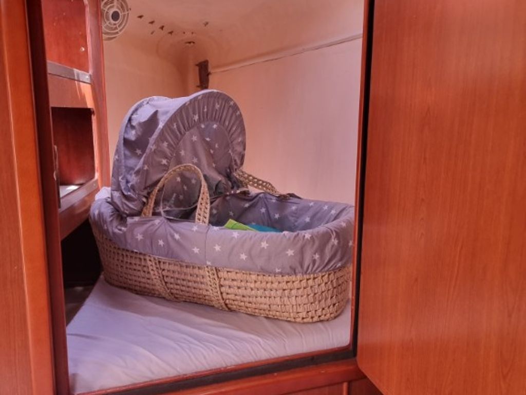 Boat picture 16