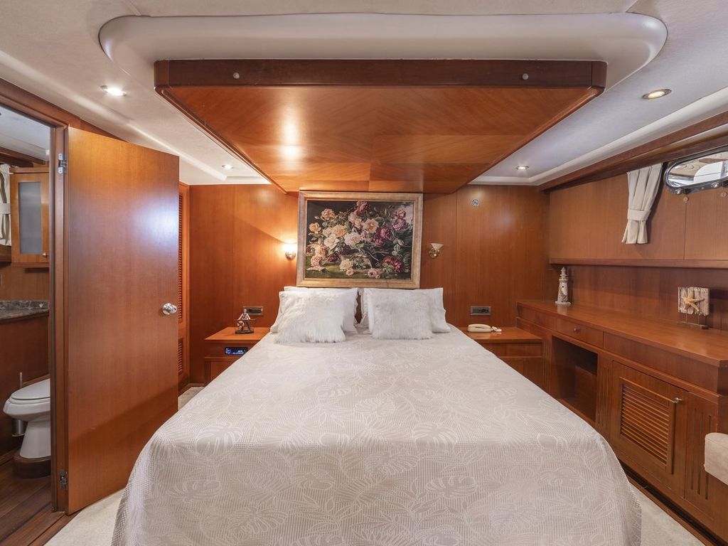 Boat picture 16