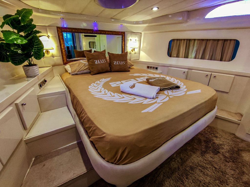 Boat picture 13