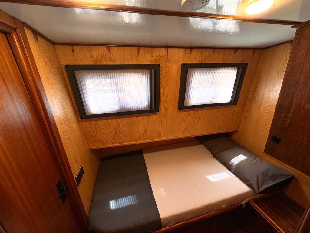 Boat picture 13