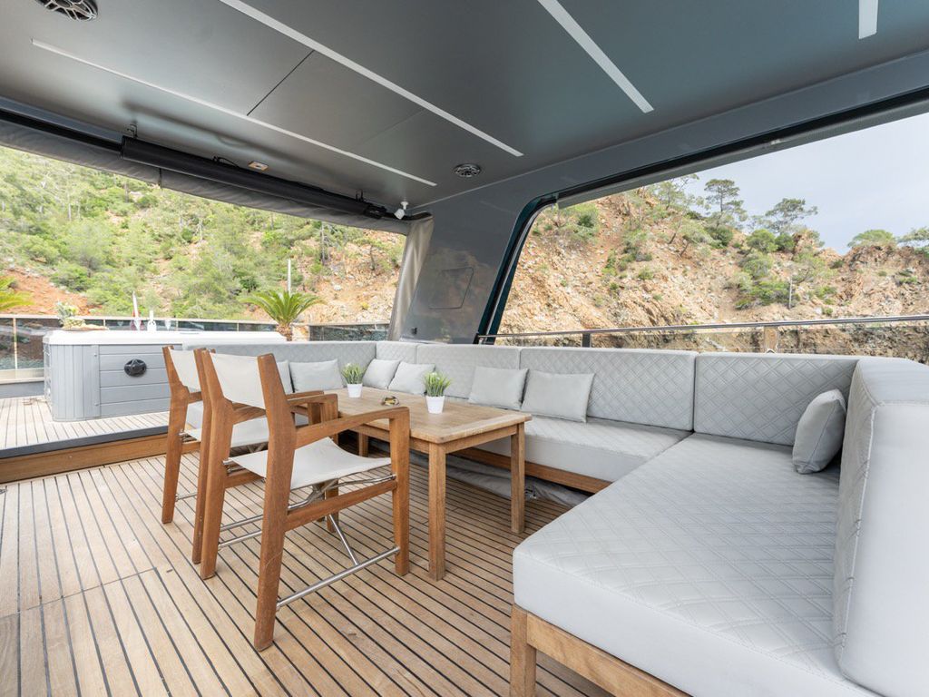 Boat picture 9
