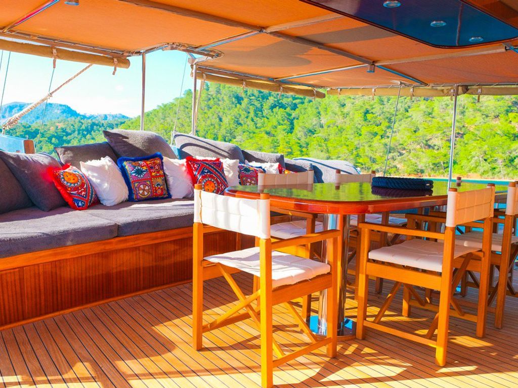 Boat picture 9