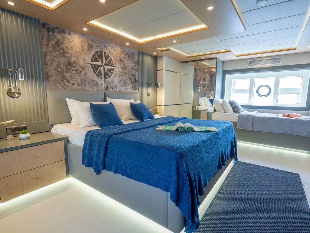 Boat picture 12
