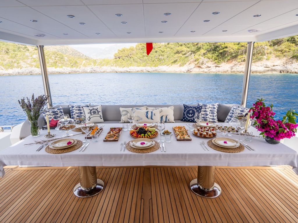 Boat picture 9