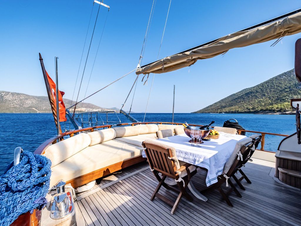 Boat picture 9