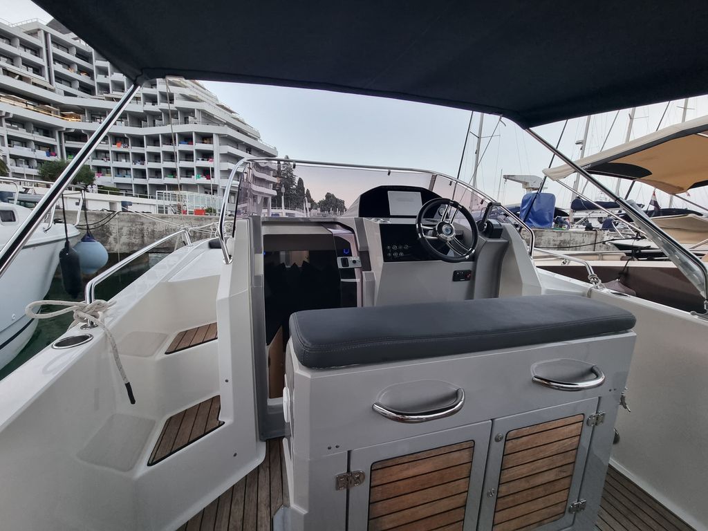 Boat picture 13