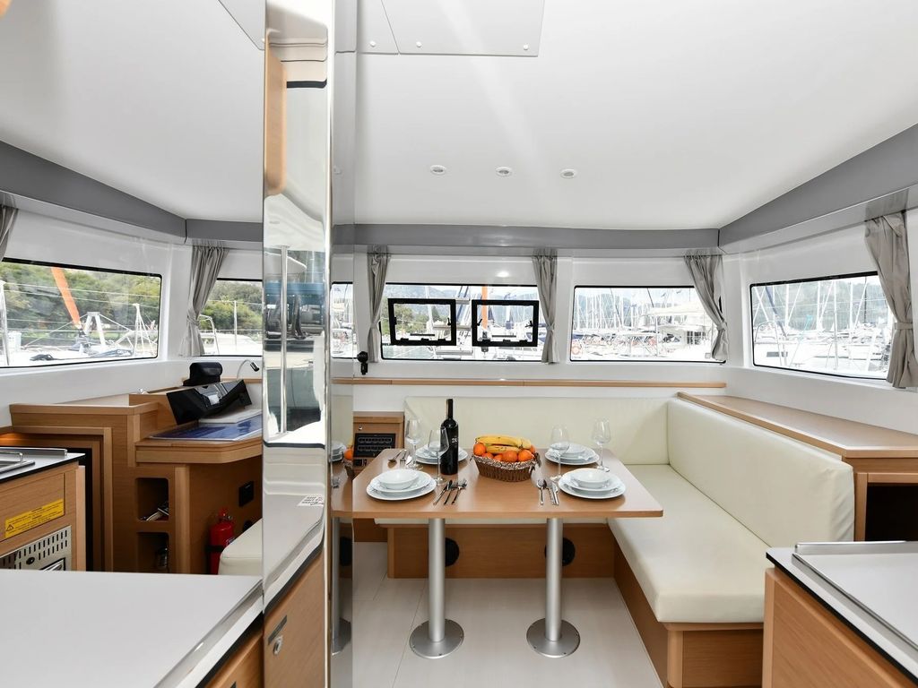 Boat picture 12
