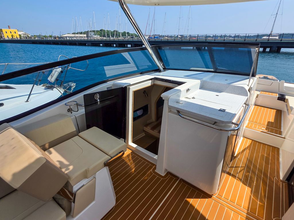 Boat picture 14