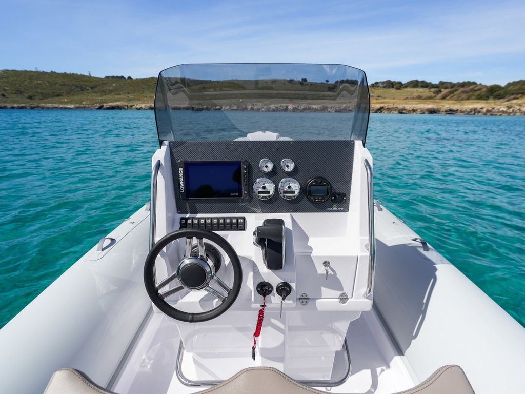 Boat picture 9