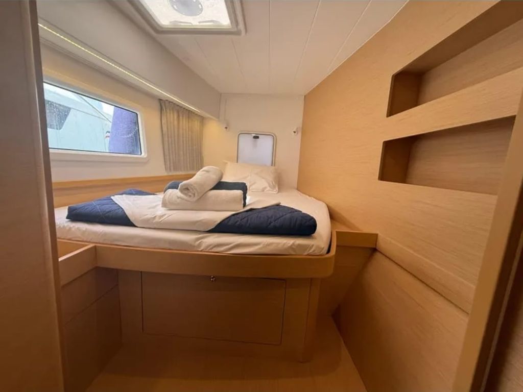 Boat picture 16