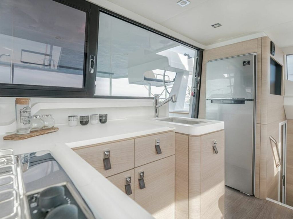 Boat picture 10