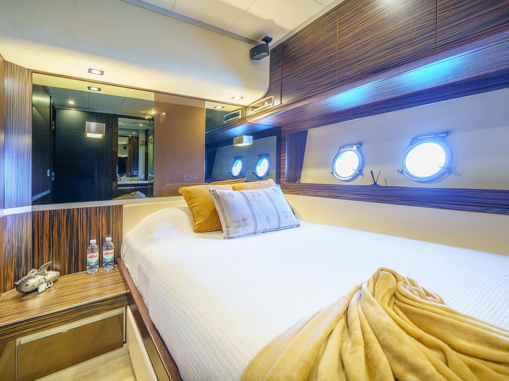 Boat picture 17