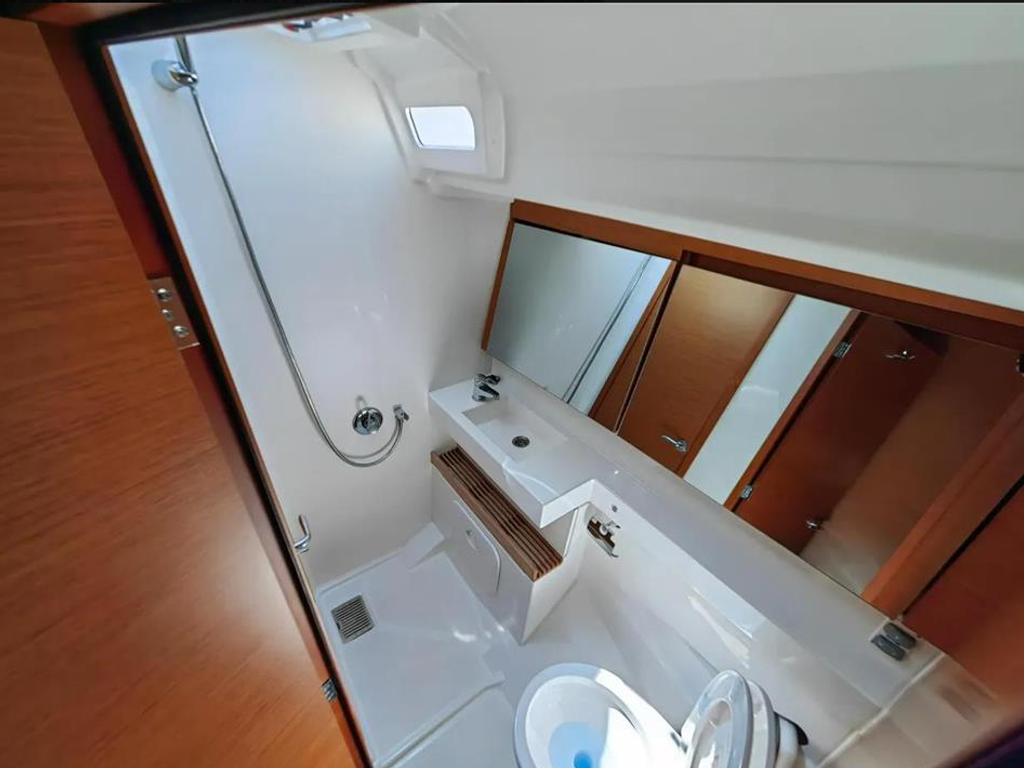 Boat picture 17