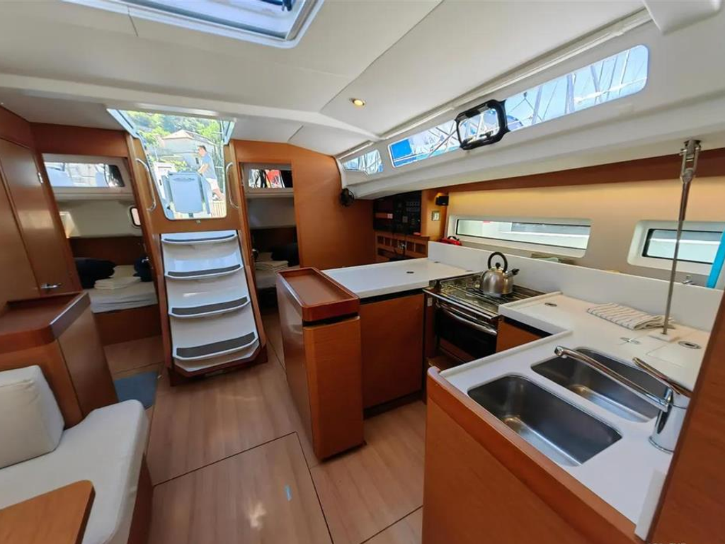 Boat picture 9