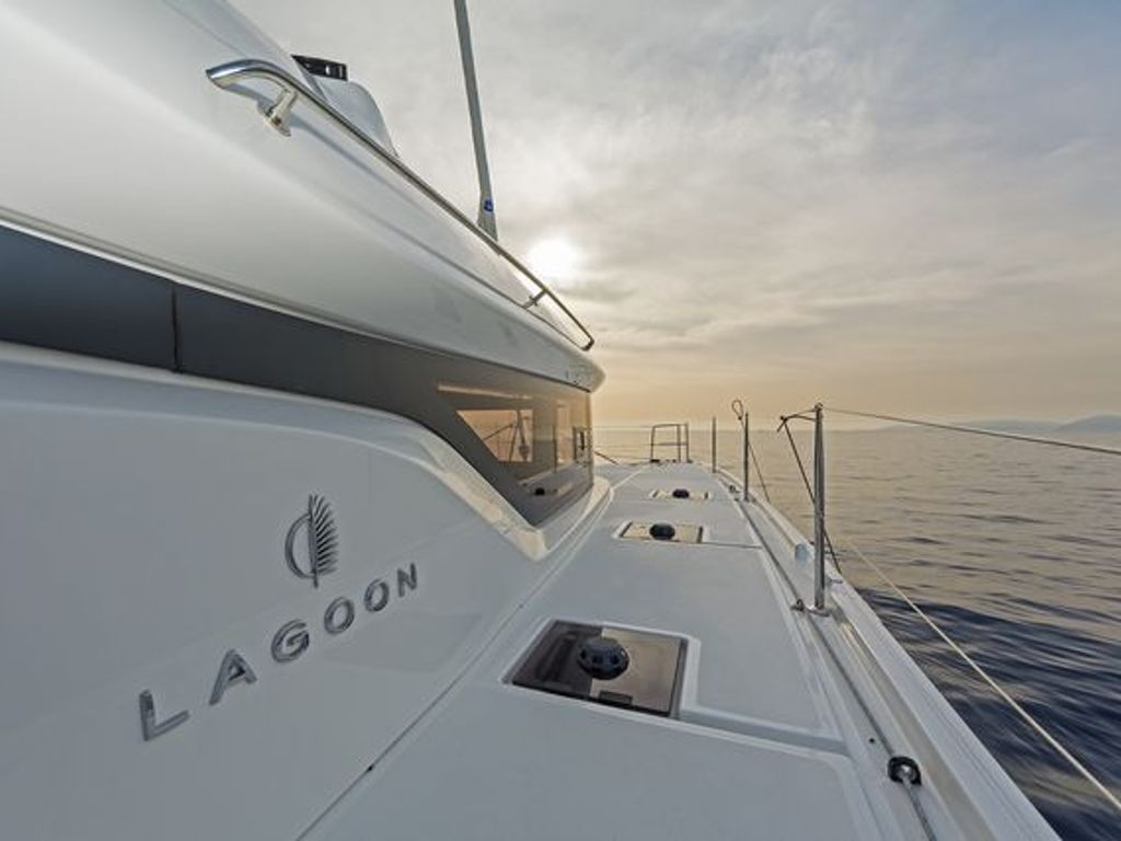 Boat picture 17