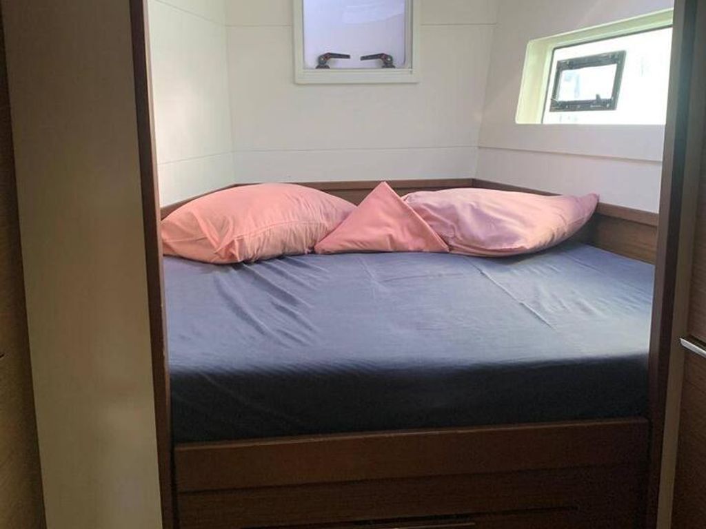 Boat picture 9